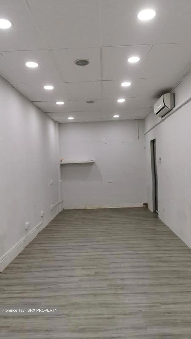 Tanjong Pagar Plaza (D2), Shop House #610496611